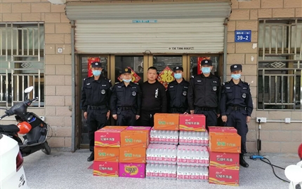 一线慰问暖人心 齐心协力抗疫情 ——星桥街道城管执法中队慰问民泰公司驻星桥市容项目一线员工